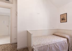 Prince Apartments 5