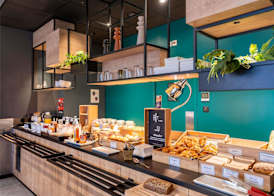 Ibis Pau Centre 5