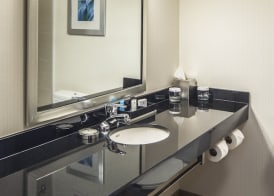 Crowne Plaza Suites PITTSBURGH SOUTH by IHG 5