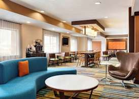 Fairfield Inn & Suites by Marriott Toledo Maumee 2