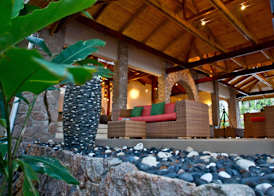 Coco de Mer Hotel and Black Parrot Suites 3