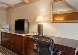 Knights Inn Greensburg 4