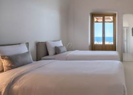Colombos Beachfront 3