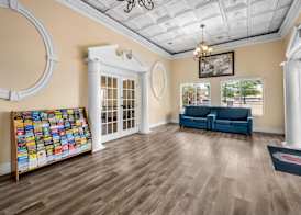 Super 8 by Wyndham Metairie 3