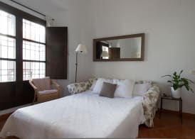 Apartamentos Los Patios de la Judería 4