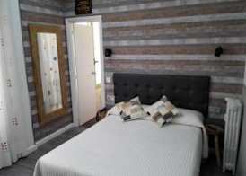 Hostal Lauria 5