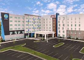 Tru By Hilton Charlotte Airport Lake Pointe 2