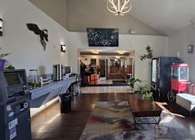 Ramada Downtown by Wyndham Anchorage 2