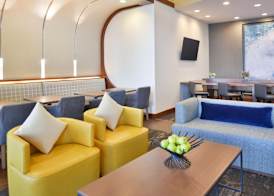 Hyatt Place Garden City 2