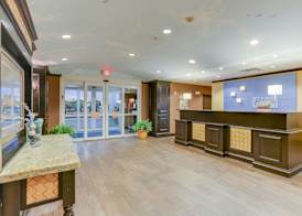 Holiday Inn Express & Suites HUNTSVILLE by IHG 4