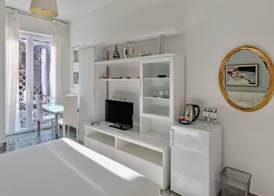 Aiello Suites Executive 5