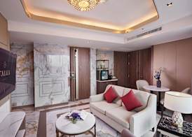 Valia Bangkok Sukhumvit 24 by Kingston Hotels 4