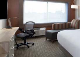 Holiday Inn Express & Suites KALAMAZOO WEST by IHG 2