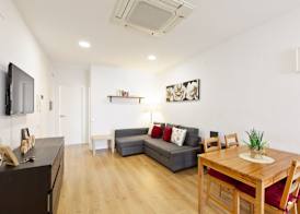 Stay Unique Apartments Urgell 2