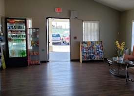Express Inn & Suites San Antonio Near Sea World Medical Center 3