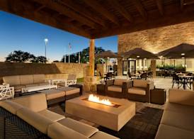 Embassy Suites by Hilton San Antonio Brooks Hotel & Spa 3