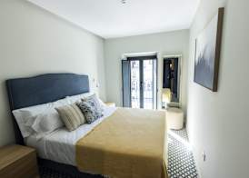 Apartamentos El Patio - Modernos con vistas en Plaza Mayor 3