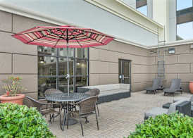 Hampton Inn & Suites Macon I-75 North 2