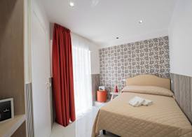 GreRos H. Rooms Napoli Centro by Clapa Group Dislocated Hospitality 3