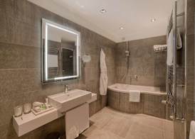 NH Collection Palazzo Cinquecento 5