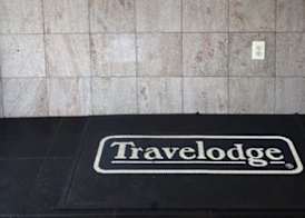 Travelodge by Wyndham Jersey City 2