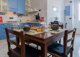 Light Blue Apartment by Wonderful Italy 4