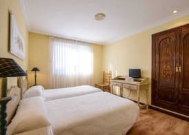 Hotel Río Cea 5