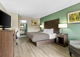 Quality Inn Hillsville 5