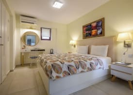 Elpiniki Luxury Apartments 3