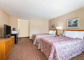 Travelodge by Wyndham Ridgeway Martinsville Area 3