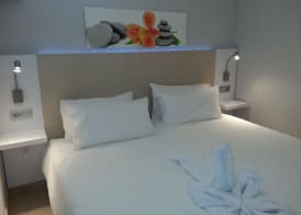 eó Las Rosas 4