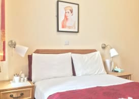 Chiswick Lodge Hotel 5