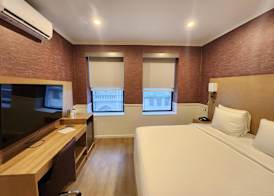 The Mayfair Hotel Times Square, an Ascend Collection 2