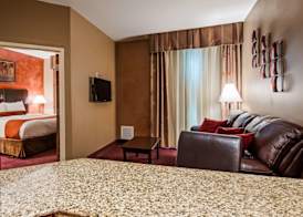 Best Western PLUS Hannaford Inn & Suites 5