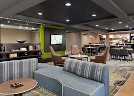 Courtyard by Marriott Tulsa Central 3