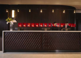 Red Cow Moran Hotel 4