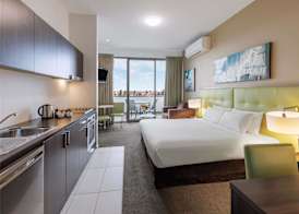 Mercure Melbourne Caroline Springs 5