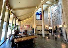 The Crockett Hotel 5