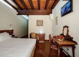 Hotel Flora 3