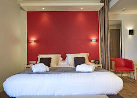 Kyriad Prestige Lyon Est - Saint Priest Eurexpo Hotel and SPA 4