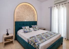 Petros Villa 5