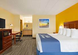Days Inn by Wyndham Oak Ridge Knoxville 4