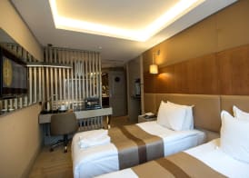GK Regency Suites 5