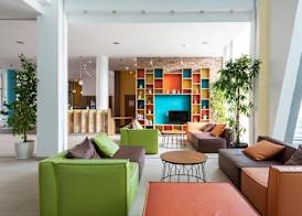 Ivana Palace Hotel - Free Parking 4