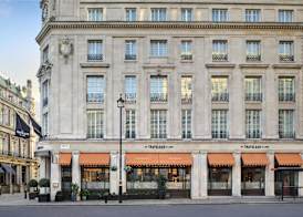The Trafalgar St. James London, Curio Collection by Hilton 2