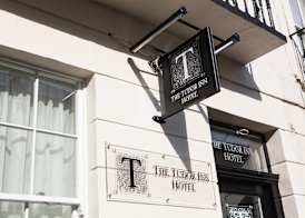The Tudor Inn Hotel 3