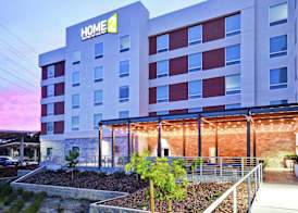 Home2 Suites By Hilton San Francisco Airport North 4