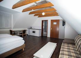 Hotel am Schillerplatz 5