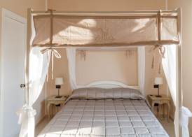 Leone X Guest House 5