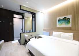 Almond Hotel Busan Station 5